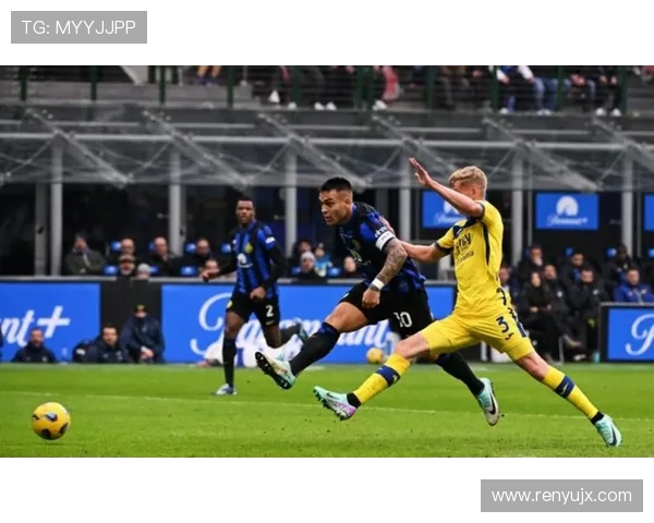 一日意甲动向：米兰逆势击败国米拿分，门将对比很让齐沃无语