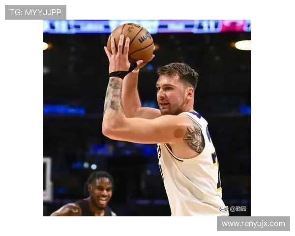 原创麦科勒姆46分佳绩未能摘得今日最佳球员，东契奇豪取43分刷新多项纪录！